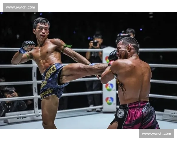 舍身踢两度读秒!苏阿布莱克踢拳首秀震撼 KO 桑阿希提 舍身踢两度读秒!苏阿布莱克踢拳首秀震撼 KO 桑阿希提