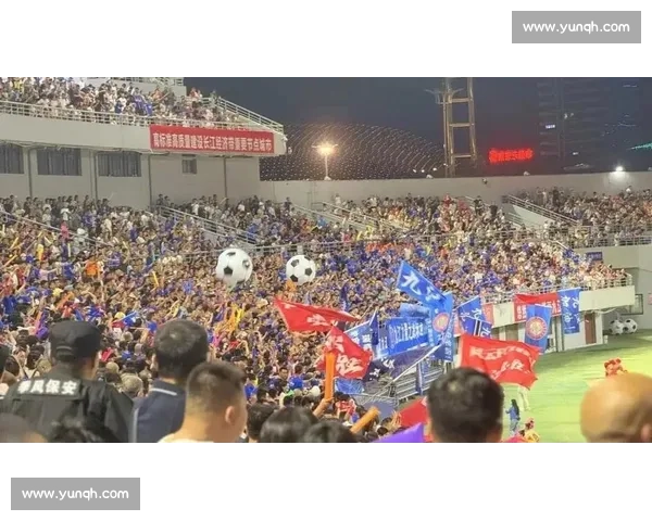 连超激战：场均 6.7 球点燃全城足球热情