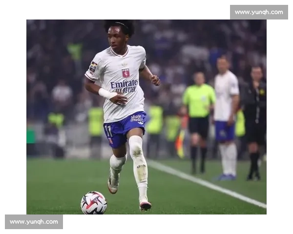 英超双雄竞逐里昂神锋！福法纳转会费或因降级缩水至 3000 万镑