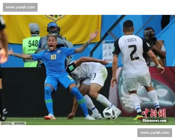 申花 VAR 争议判罚：同一动作两年不同判，媒体人炮轰尺度不公