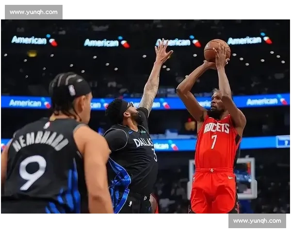 斯通打造 2.04 米巨无霸锋线！乌度卡 14 人轮换颠覆联盟